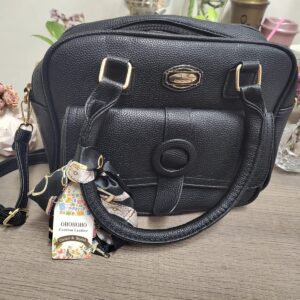Bolsa Satchel Negra con Pañuelo Decorativo