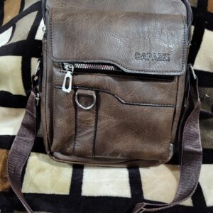Bolsa Crossbody Capazzi Café