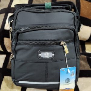 Bolsa Crossbody Grenobil Negra