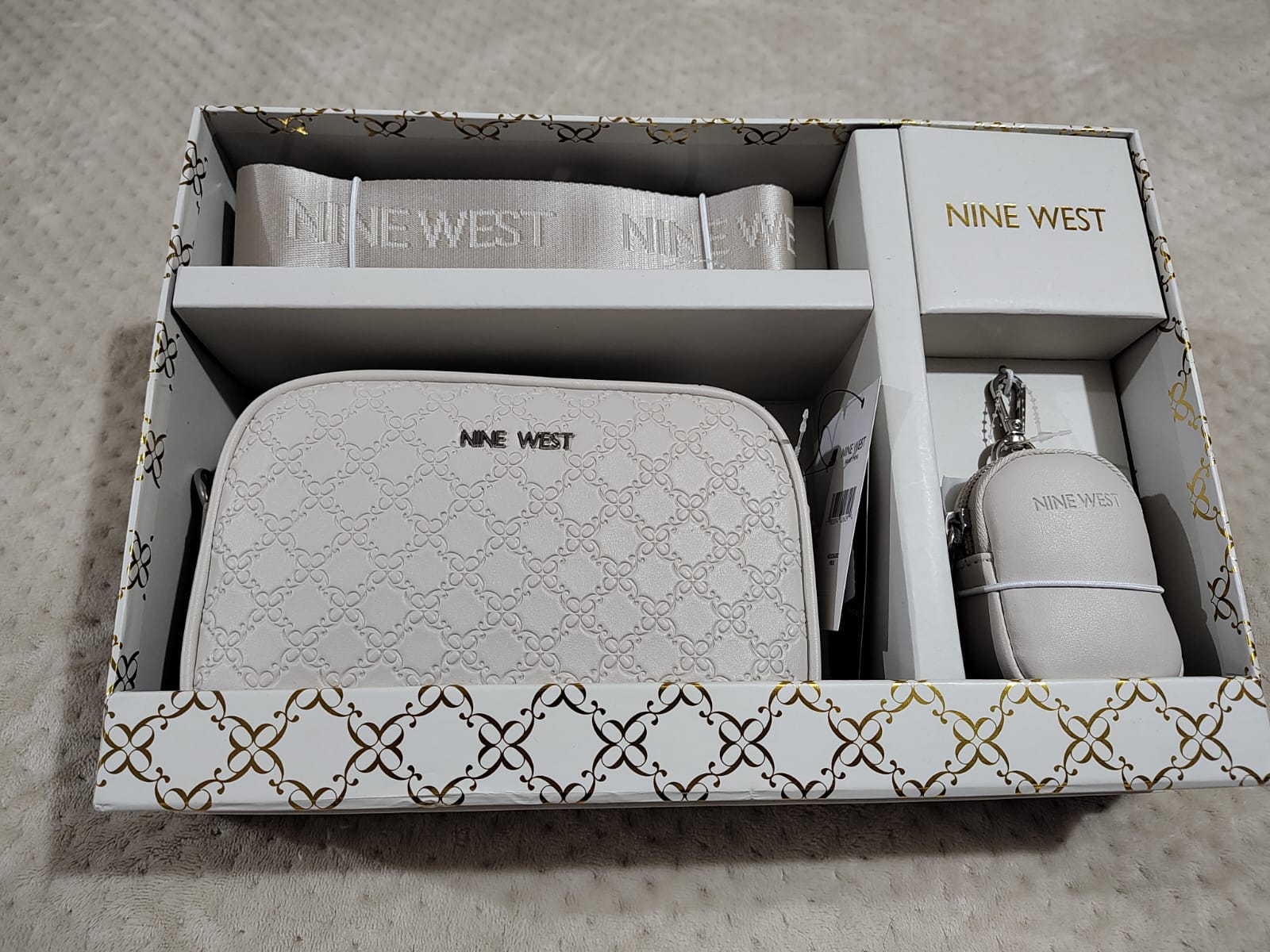 Set Nine West Blanco – Bolsa y Accesorios
